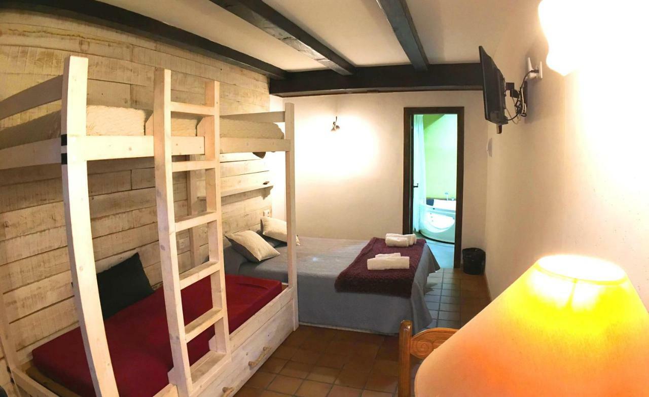 Albergue Boi Romanic Suites Barruera Exteriör bild